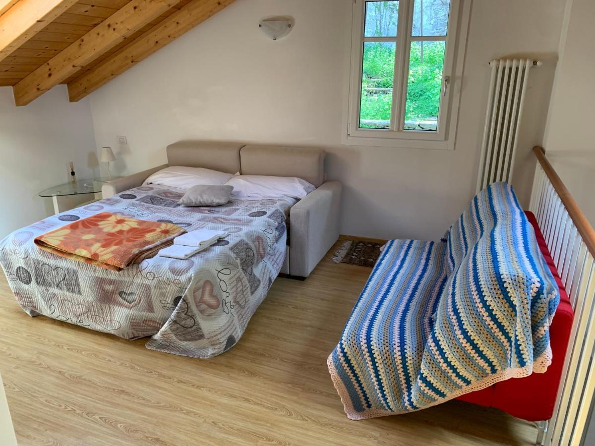 Al Castello Apartment Дервио Екстериор снимка
